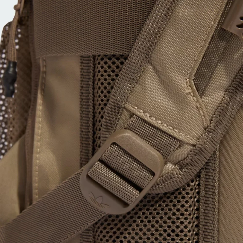 Morral adidas Expandable Verde Cargo con Compartimento para Portátil